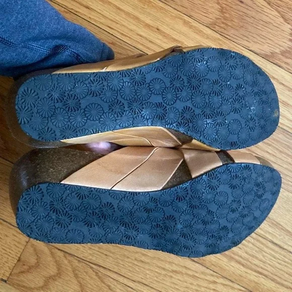 Leather Wedge Criss Cross Sandals 36 - Picture 4 of 6